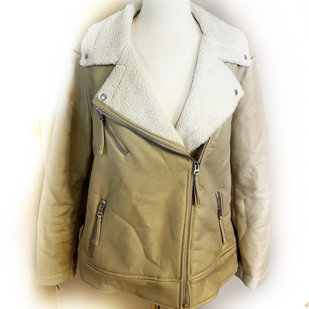 GAP sherpa lined moto jacket size XL